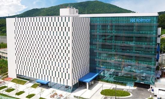 한국콜마·코스맥스 2분기 사상 최대 실적…K뷰티 열풍에 제조·브랜드·유통 함께 날았다