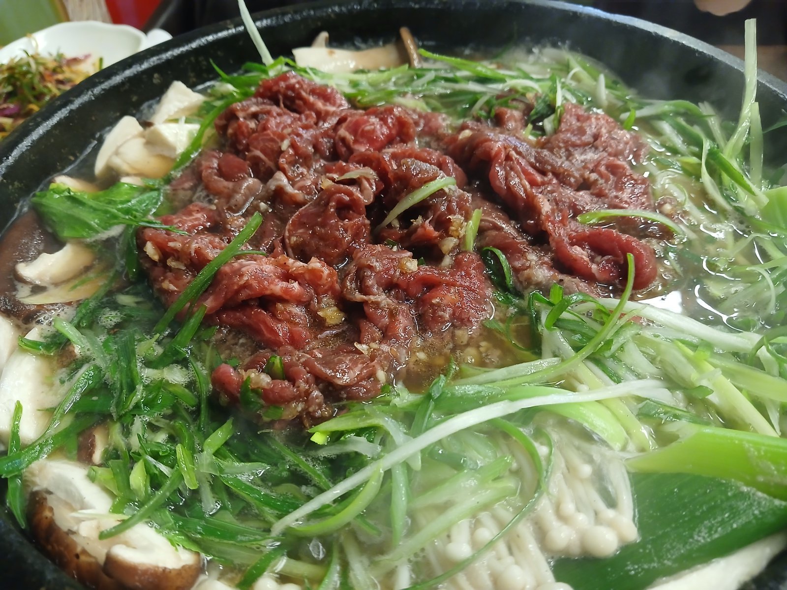 양념 덜어내니 풍미 깊어졌다… 질좋은 한우의 맛 살린 불고기[김도언의 너희가 노포를 아느냐]