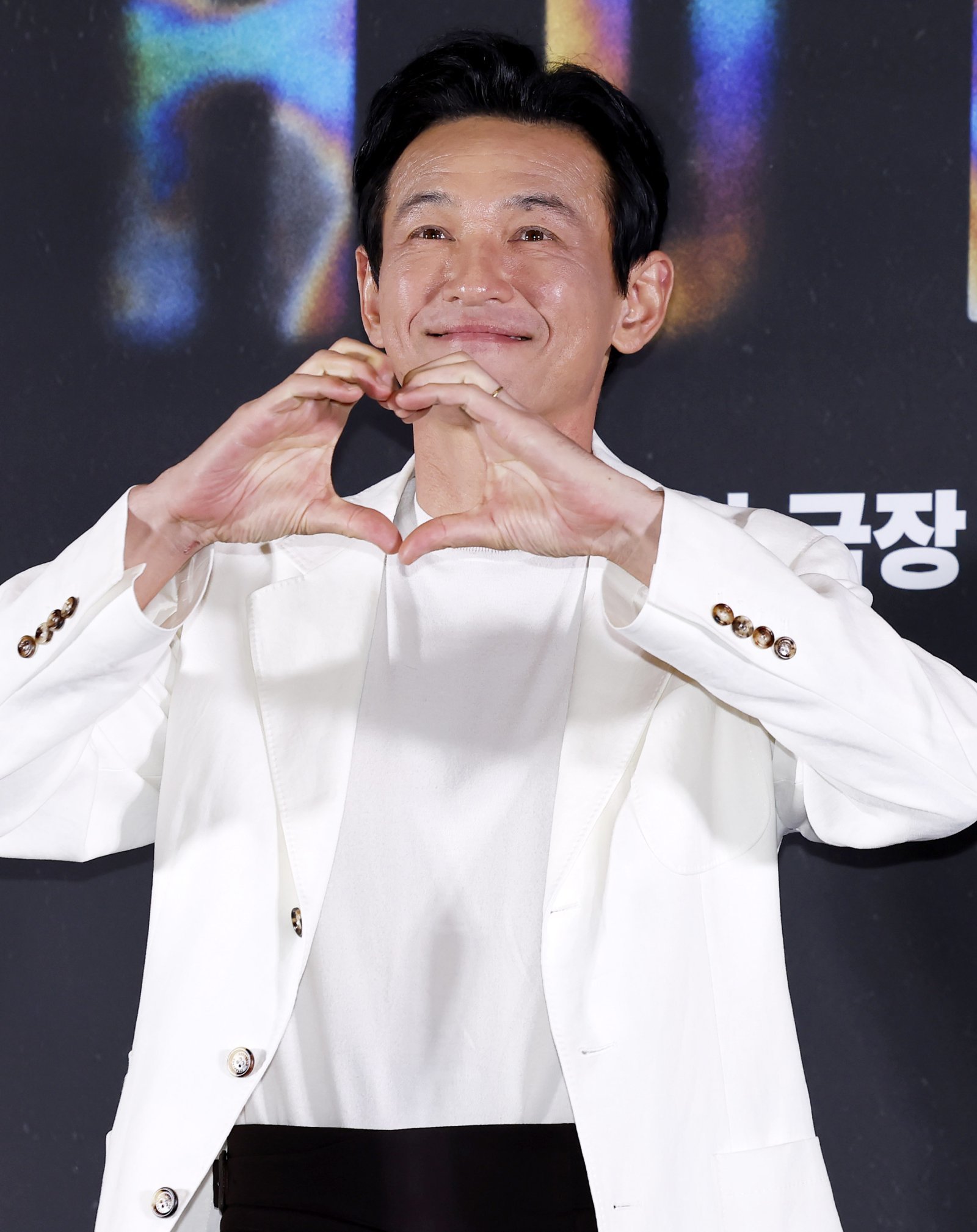 ‘사생활 폭로’ A씨-황정민, 오늘 손배소 조정기일…2억원 청구