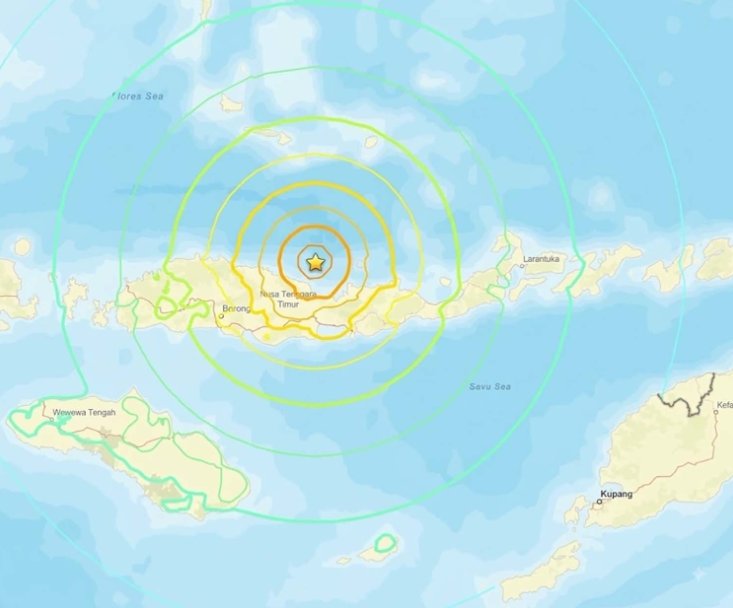 Magnitude 7.7 earthquake off Indonesian coast triggers tsunami warning