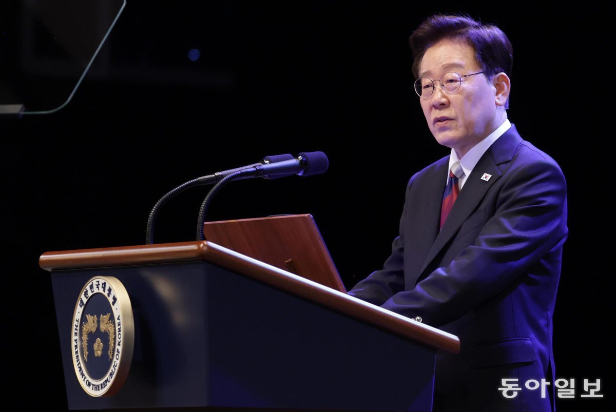 왕이 방한-유엔 총회-中 APEC 계기… 정부, 北과 대화 물꼬 구상
