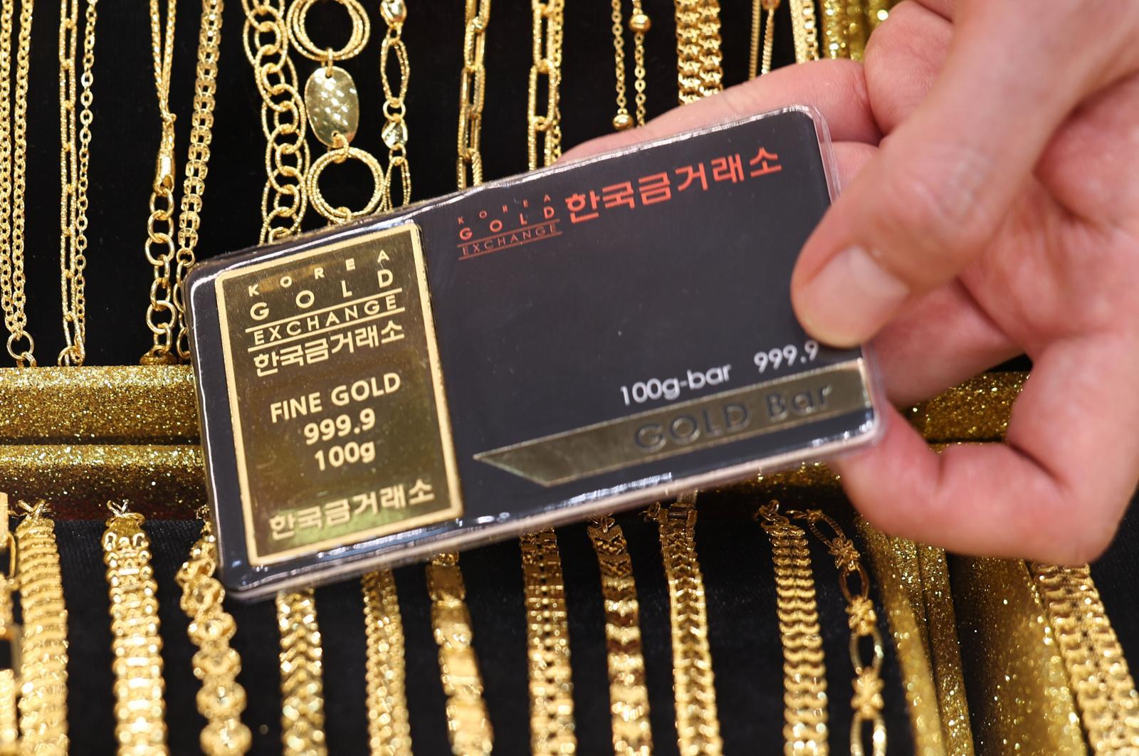 금값 한 달 새 11.9% 반등…개미들 4개월 만에 순매수 전환