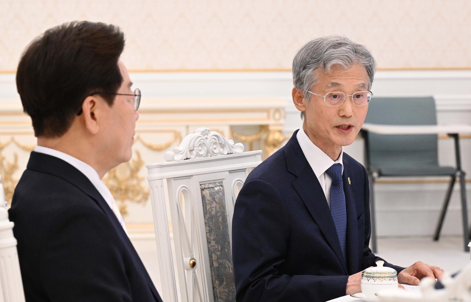 조희대 대법원장이 8일 청와대에서 투표용지 부족으로 촉발된 선관위 사태를 논의하기 위해 열린 국가 4부 요인과 회동에서 발언을 하고 있다. 2026.06.08 청와대사진기자단