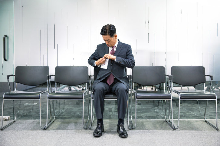 대졸자 취업률 ‘98%’ 일본, 공무원 인력난에 “61세까지 뽑겠다”