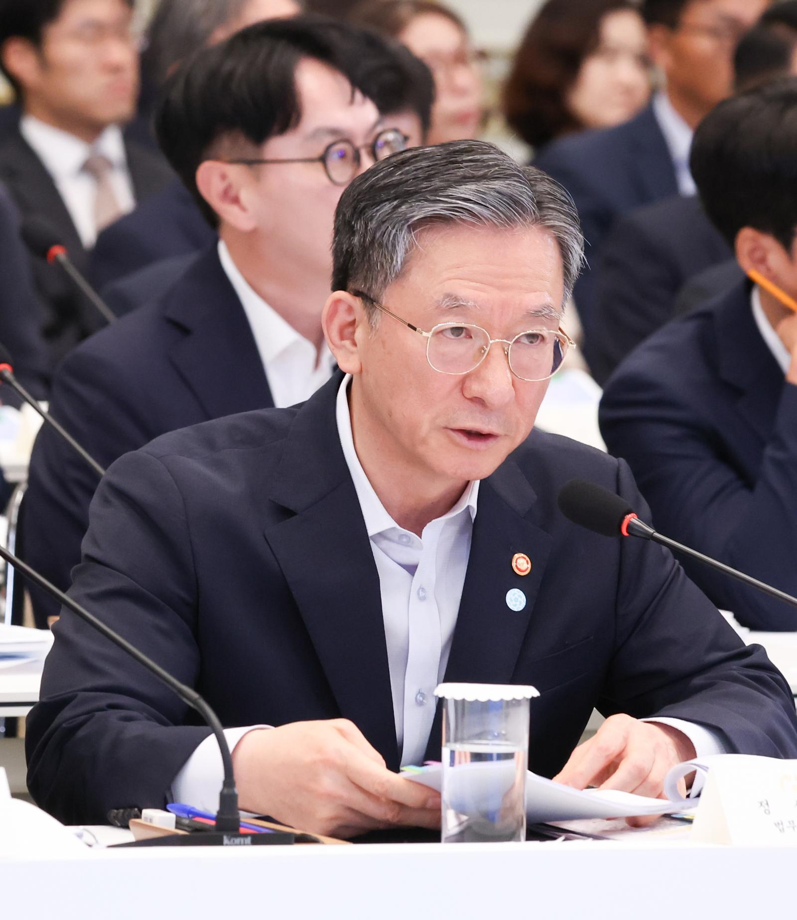 [속보]정성호 법무부 장관 사직서 제출