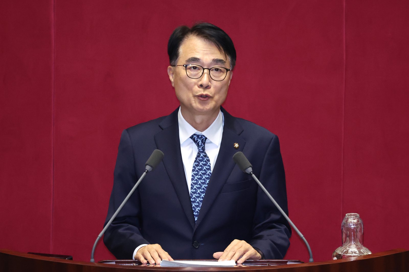 與 김준환, 탈북 박충권에 “김일성 만세 부르던 사람” 논란