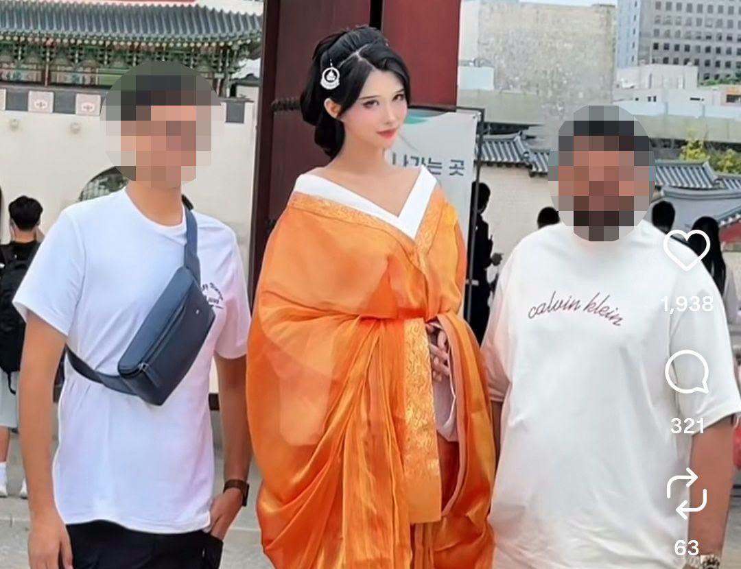 ‘한푸’ 입고 경복궁 활보한 中 인플루언서…서경덕 “외국인 오해 우려”