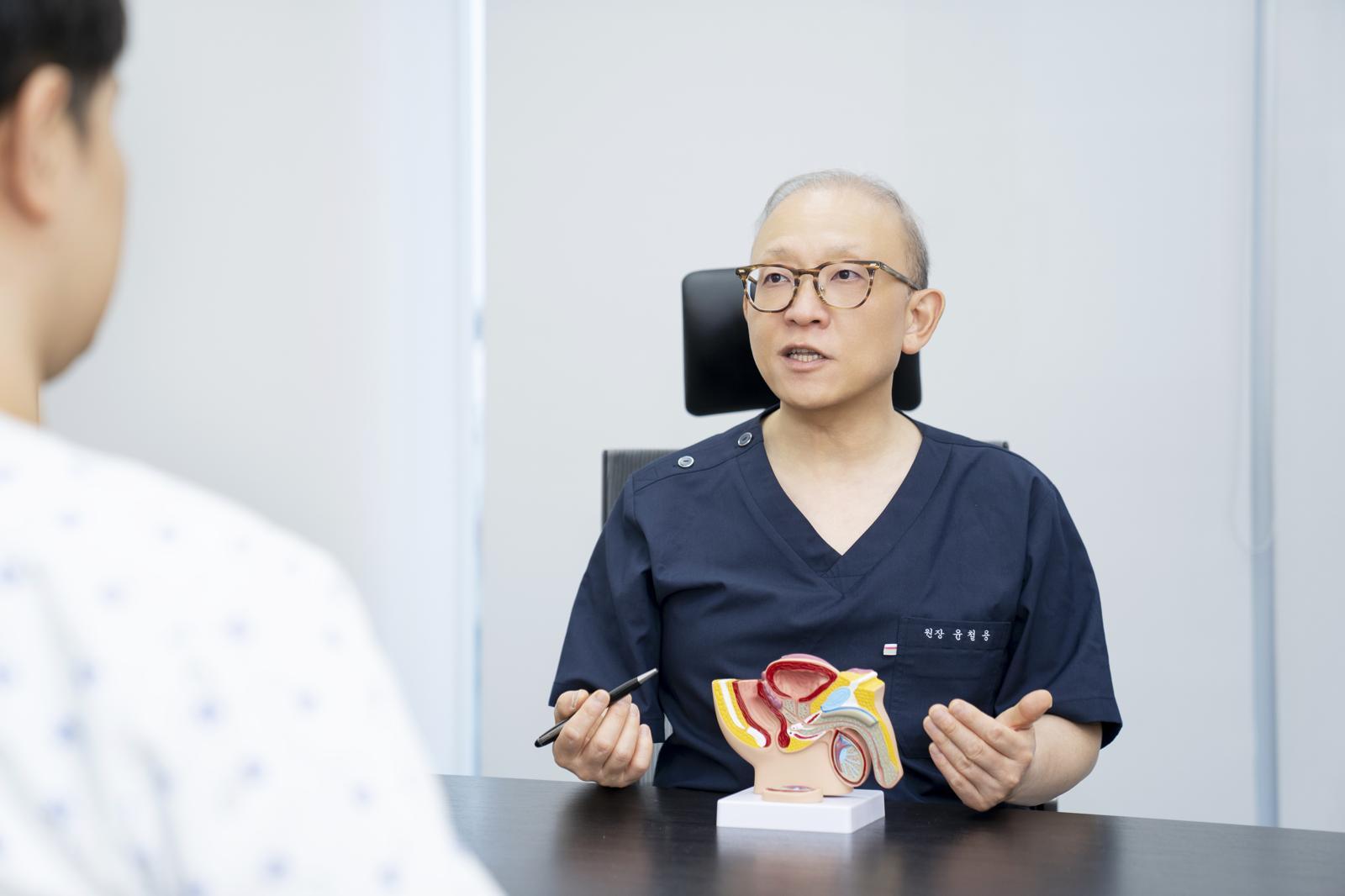 전립선결찰술 둘러싼 설왕설래…결찰술은 재발률이 높은 치료인가?[기고/윤철용]