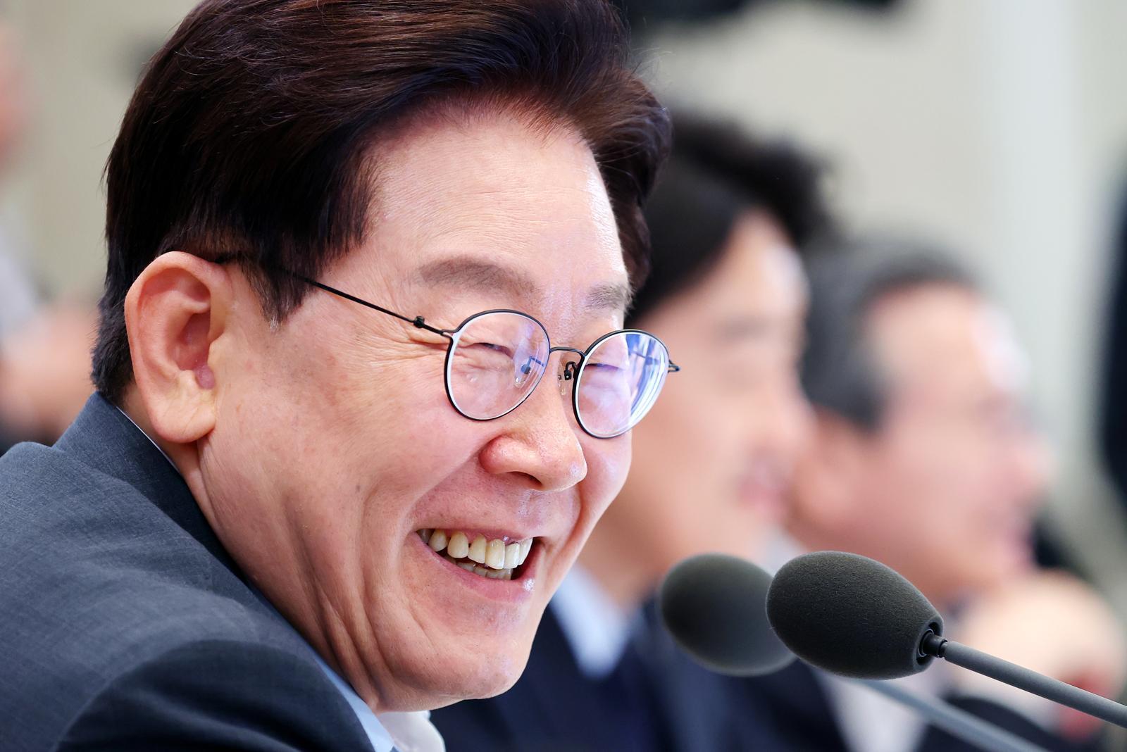 President Lee welcomes faster legislative process after bill passage
