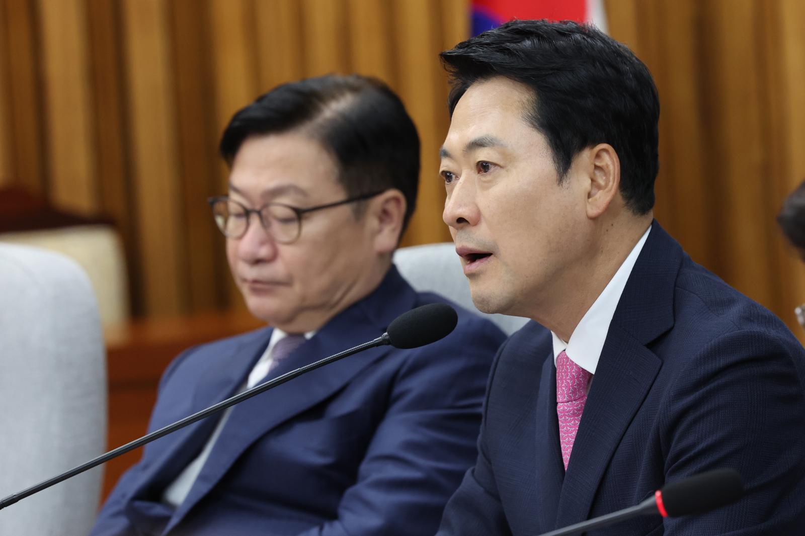 People Power Party lawmakers push back against leadership's plan to change chapter chair selection