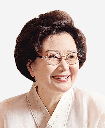 최유현 자수장, 작품 1063점 기증