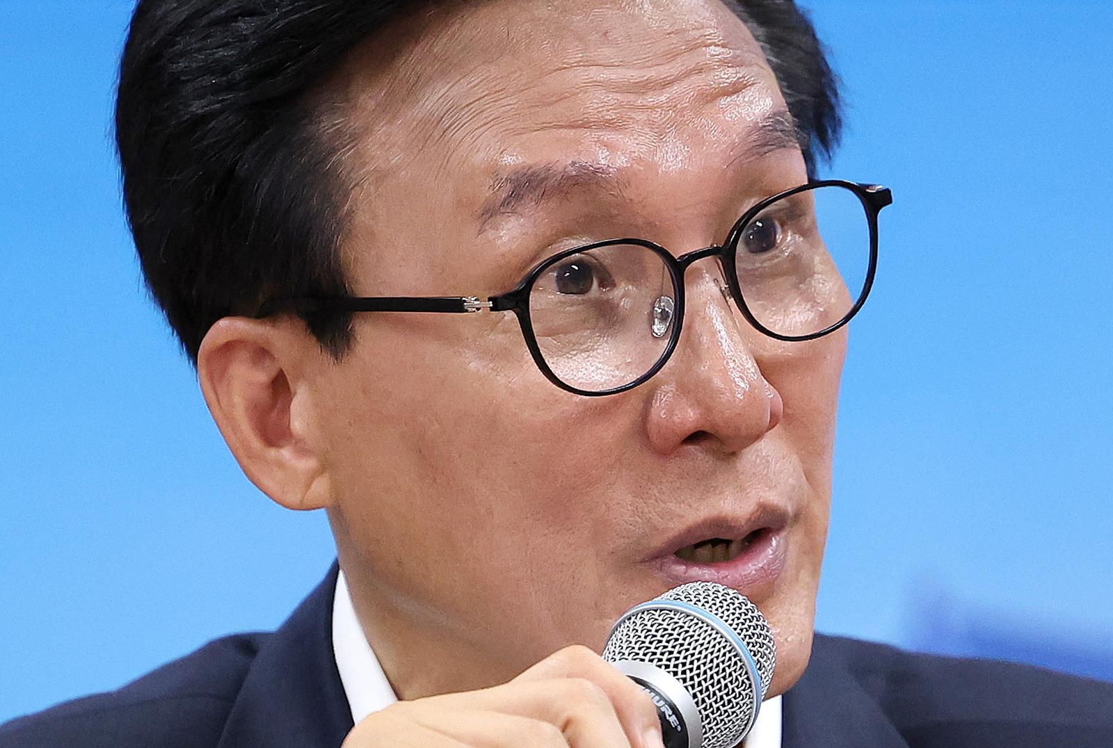 김민석 “이진숙을 ‘여자 전두환’으로 부르면 어떨까”