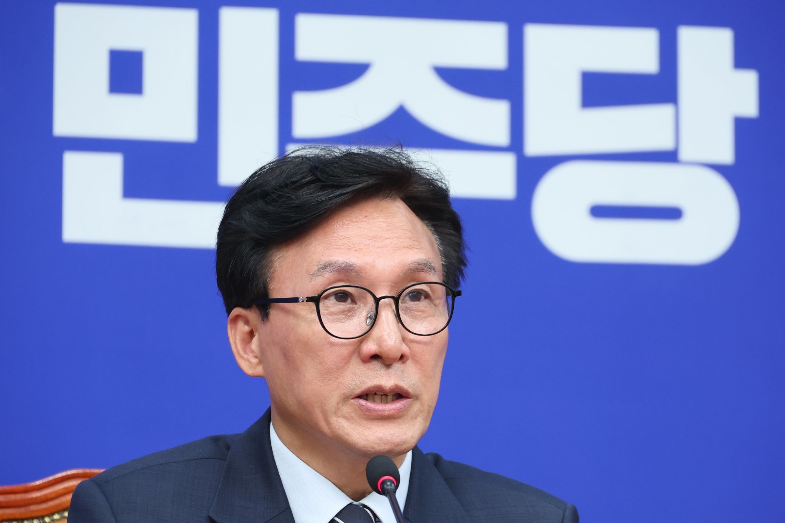 김민석, 李대통령에 “인요한, 적십자사 회장 임명 않는 게 좋겠다” 건의