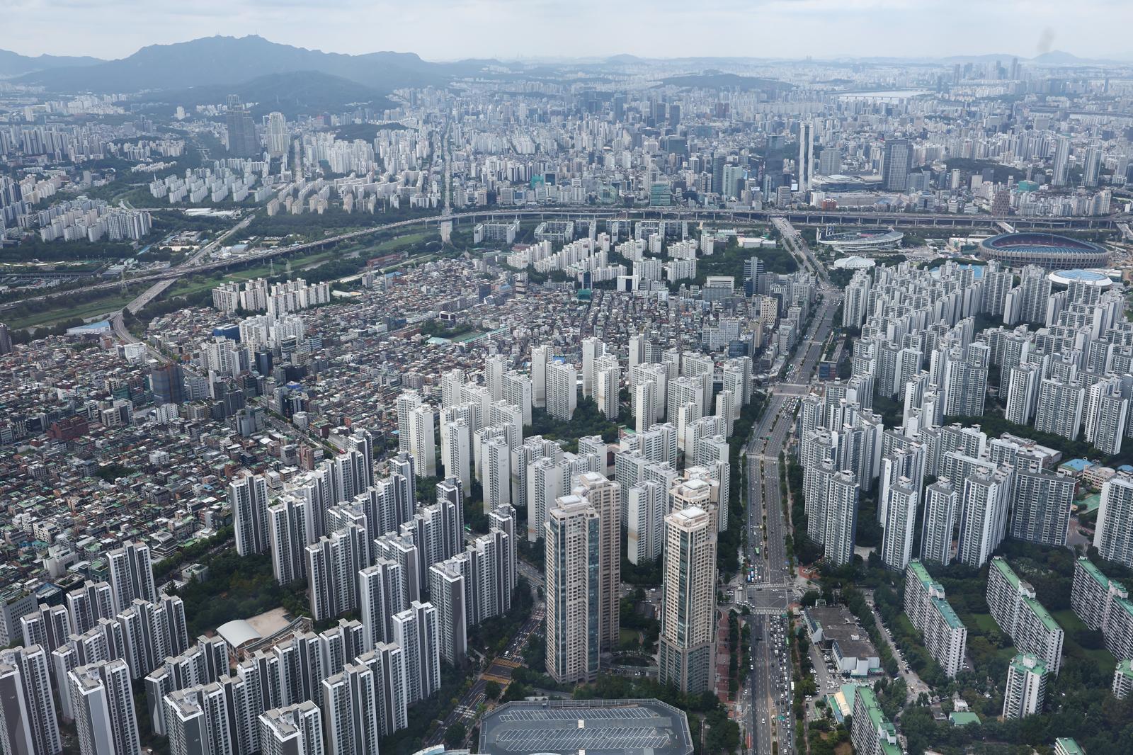 Seoul Real Estate Forced Auctions Hit Record High, Up 44% This Year
