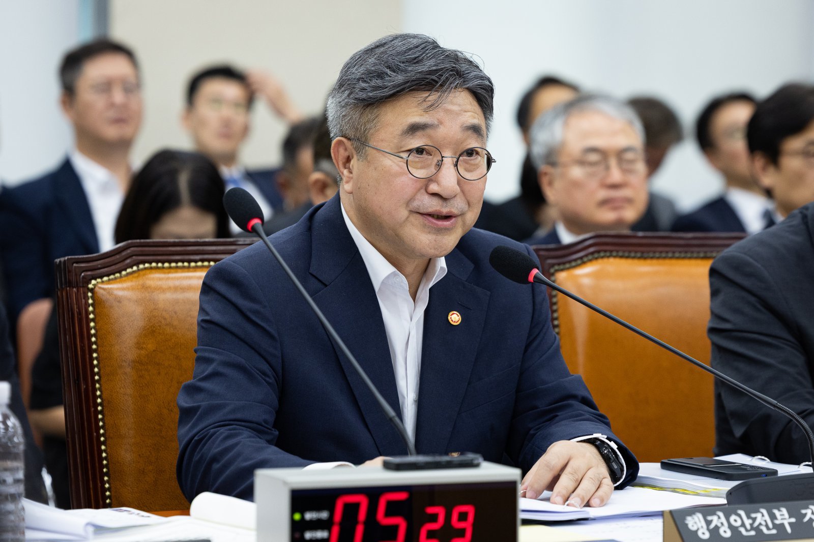 행안장관, 경찰 지휘부 긴급 소집 “국민께 송구”