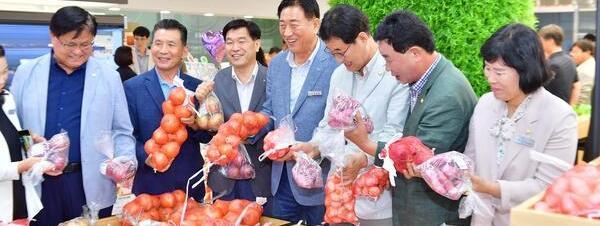 490억 성공 거둔 장성로컬푸드, 광주 상무에 2호점 냈다