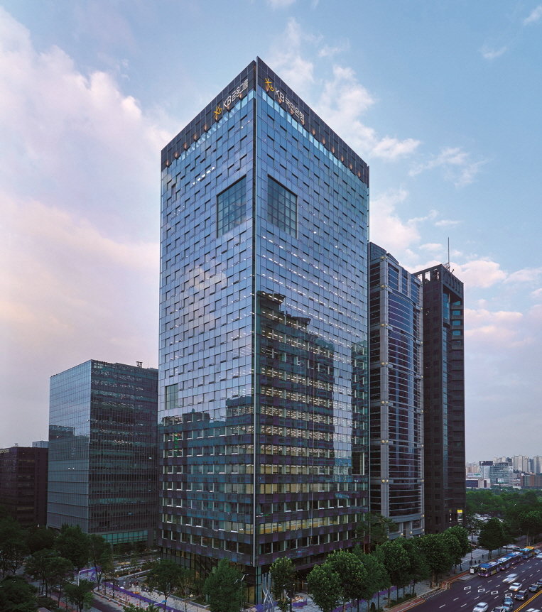 KB금융지주 차기 회장, 양종희·이재근·권광석 3파전