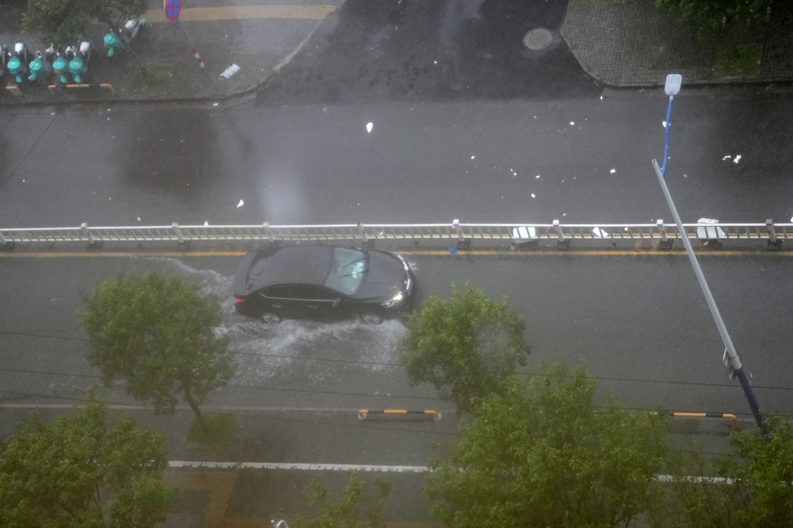 Typhoon Saudel Makes Landfall Twice in China's Zhejiang Province, Bringing Torrential Rain to Nine Regions