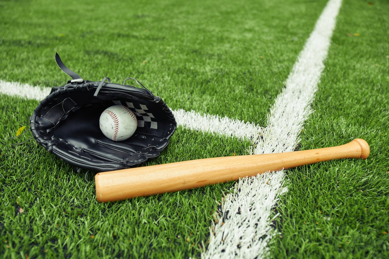 Japanese Companies Actively Recruit Former Athletes, Praising Execution and Adaptability