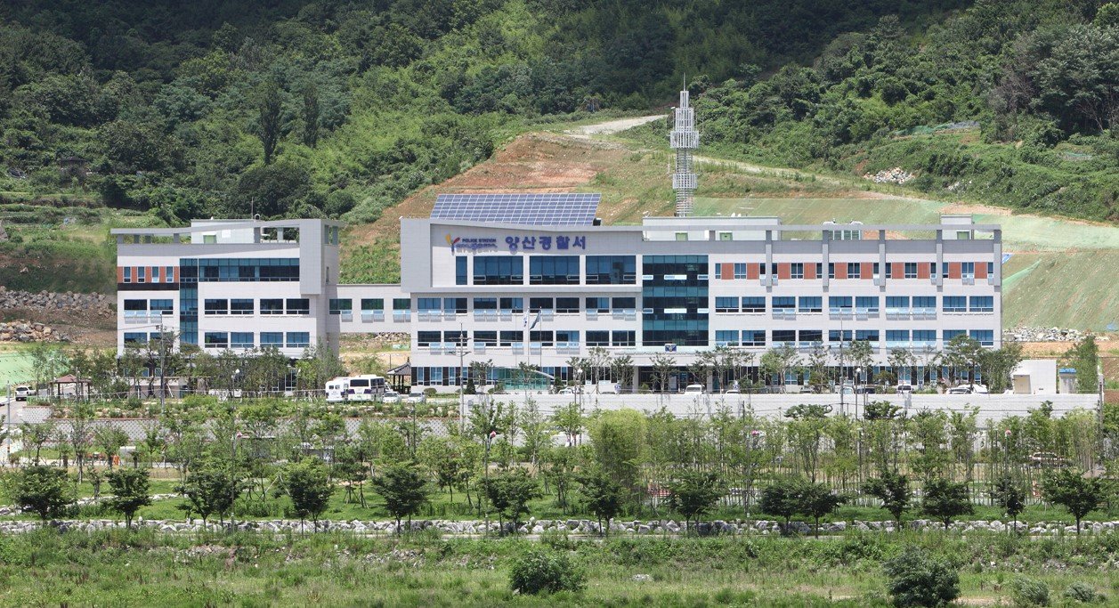 Eight sent to prosecutors over YouTube scheme that allegedly earned 3.745 billion won from unauthorized drama and film e