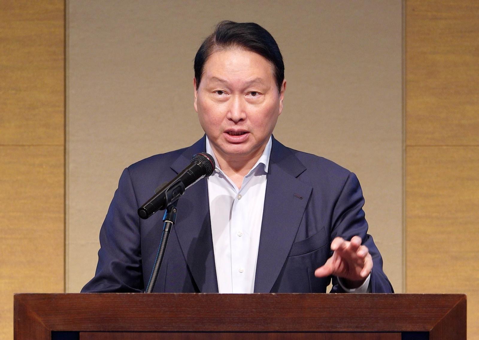 최태원 “日에 반도체공장 설립 검토…전력·물 풍부하면 어디든”