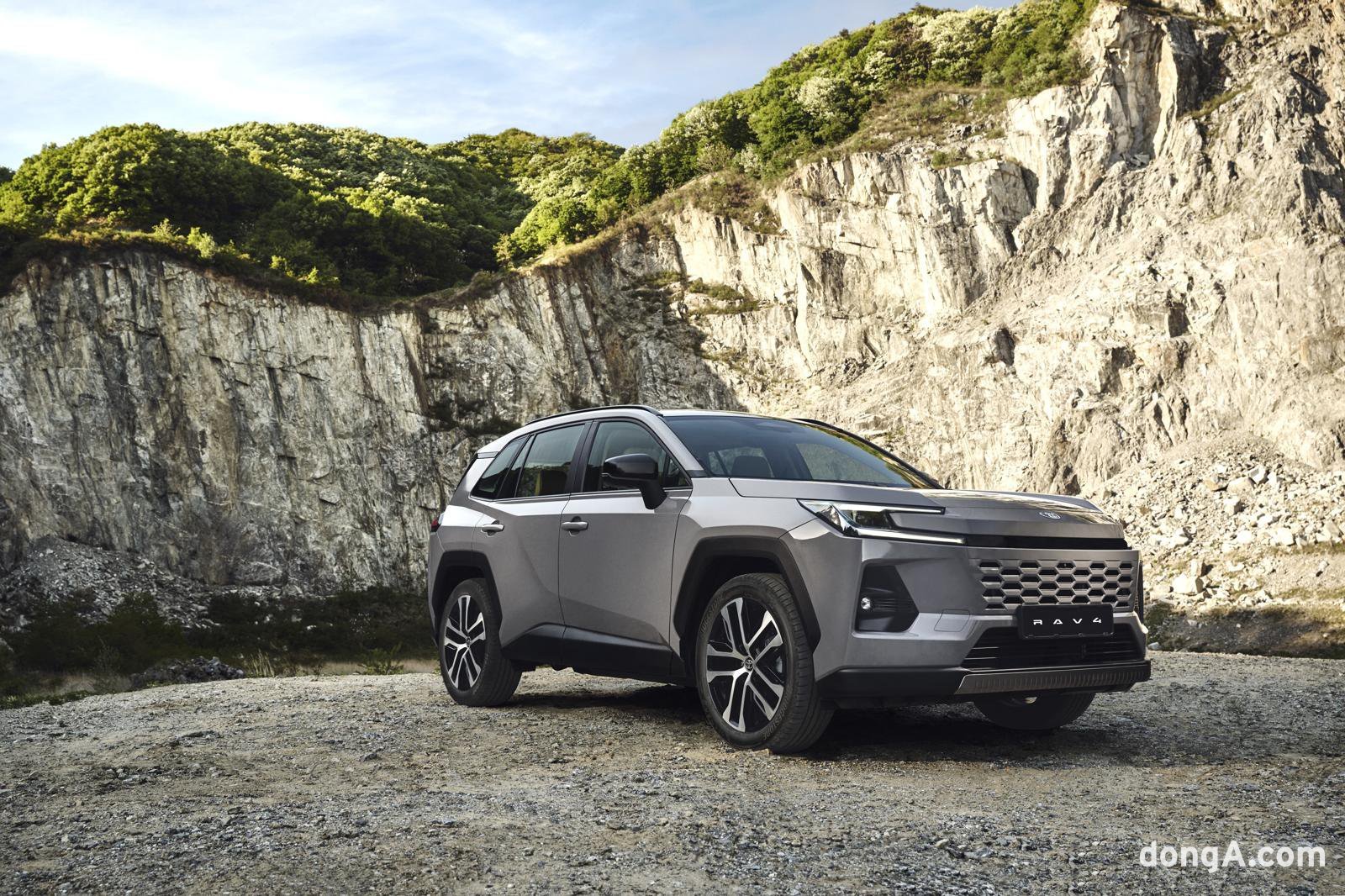 Toyota’s Hybrid Value Rises as Sixth-Generation RAV4 Targets South Korea