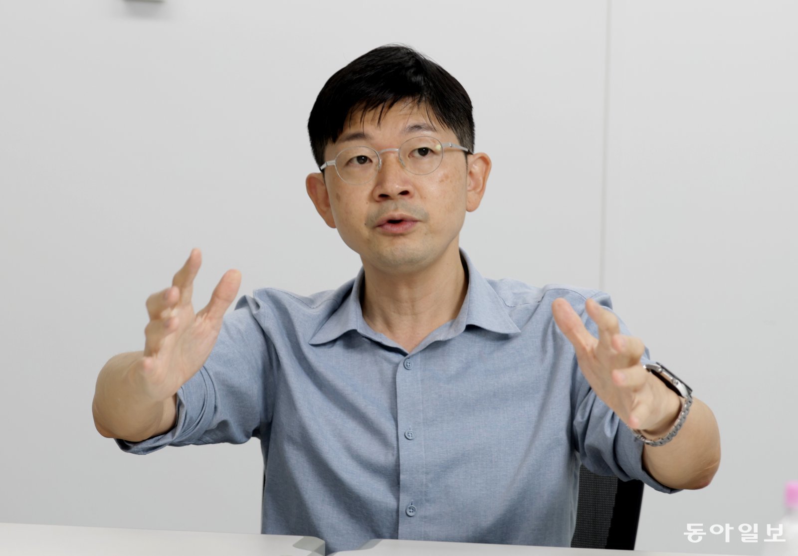 “고금리 생각보다 오래갈 수도… 현금 확보해야 저가매수 기회”