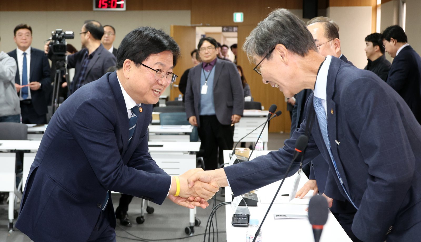 Is “getting into Seoul” becoming outdated? Regional national universities post five-year high in admissions competition