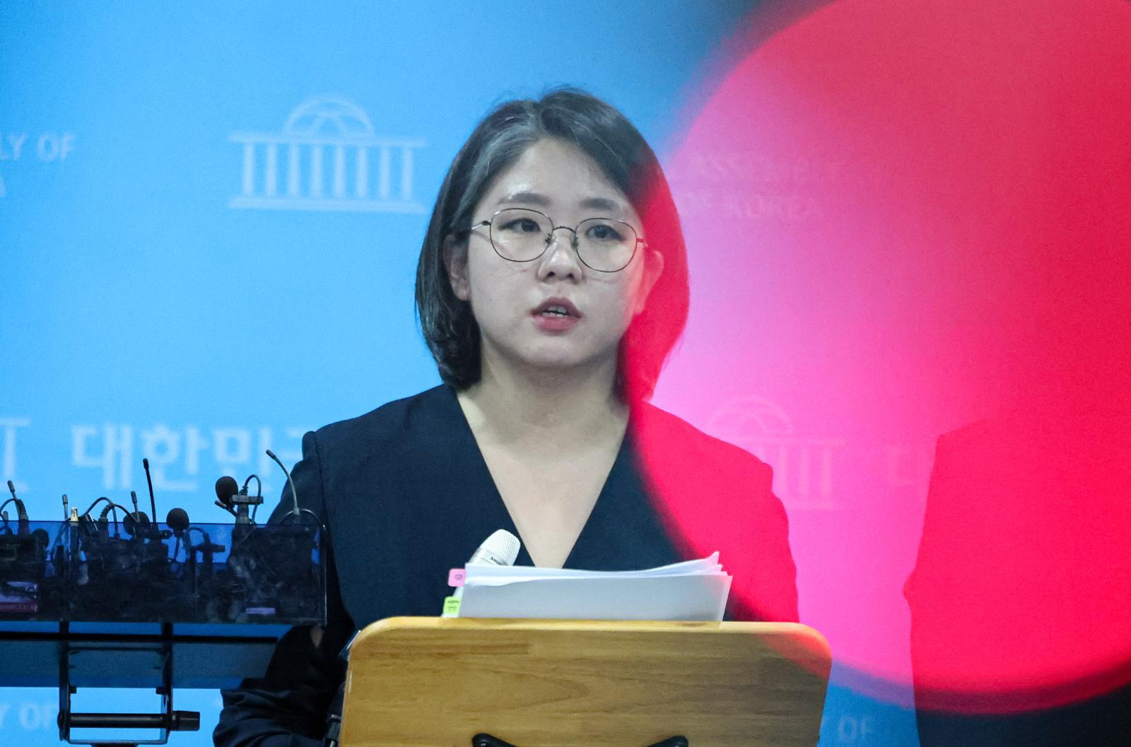 용혜인, 47분간 사퇴 거부 회견…“與도 억측-악선동 휩쓸려”