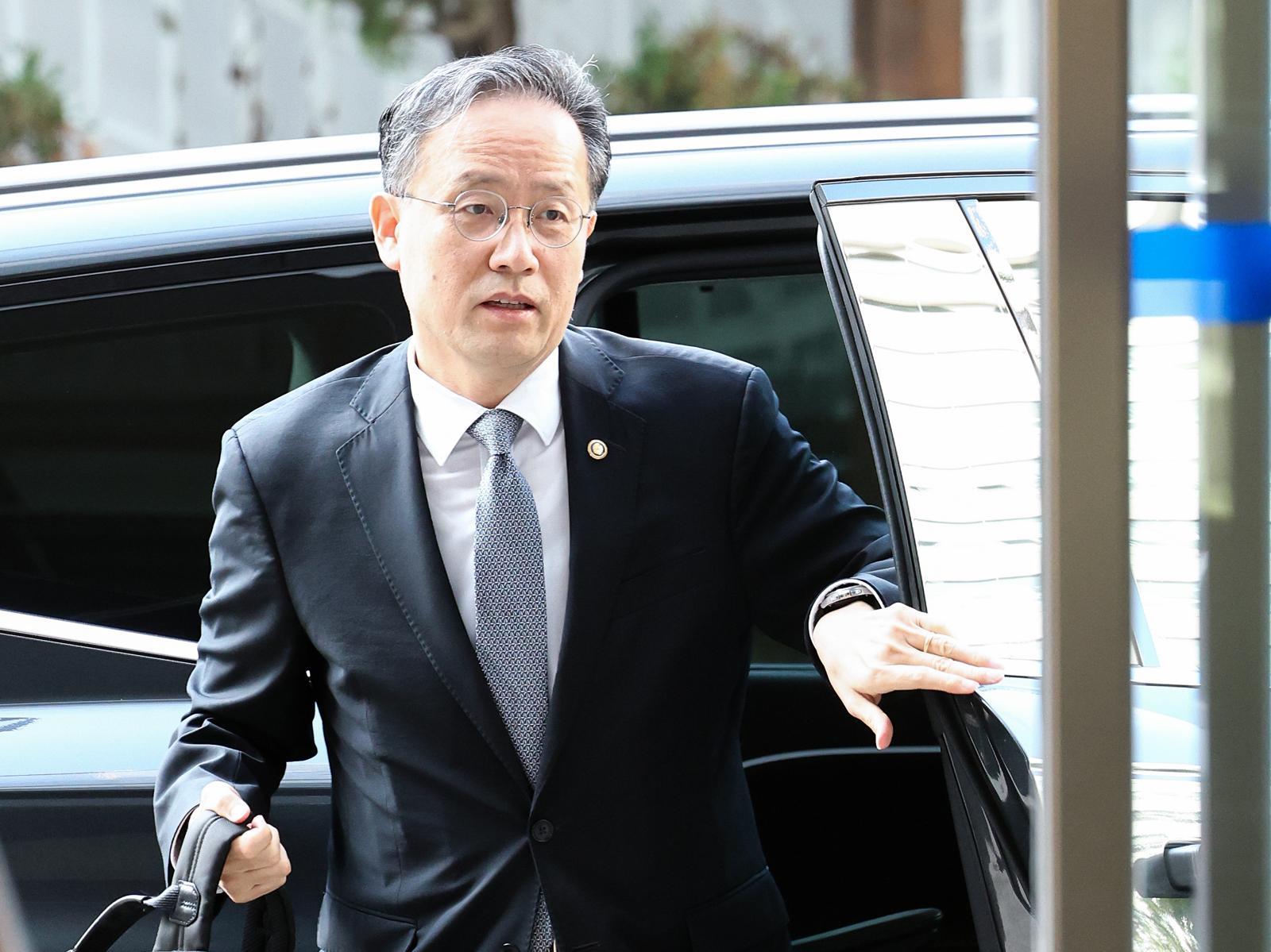 신약 청탁·부동산 투기·편법 증여 의혹…李2기 인사청문회 내일 시작