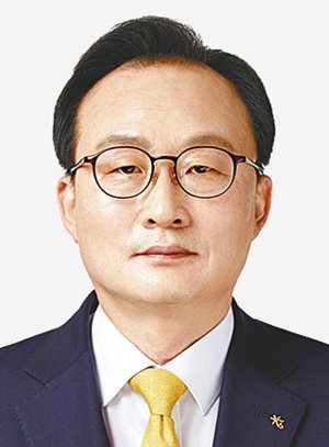 5대 은행장 모두 연말 임기 끝나… ‘금융권 인사 태풍 오나’ 촉각