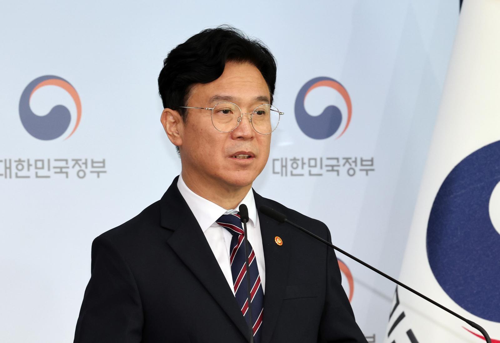 [사설]메가특구 ‘52시간 특례’ 대화… 특구에만 한정할 이유 없다