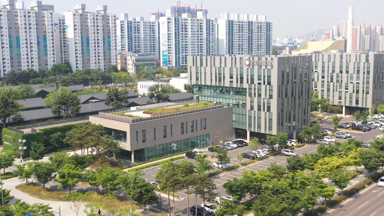 스타트업 성장을 지역 발전으로 연결