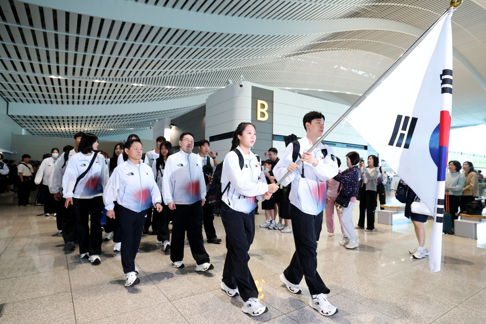 ‘개막 D-2’ 한국 선수단 본단, ‘결전의 땅’ 나고야로 출국