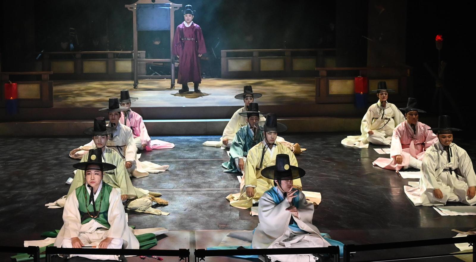 창극에 투호-제기차기까지… 부산 곳곳이 ‘한가위 놀이판’