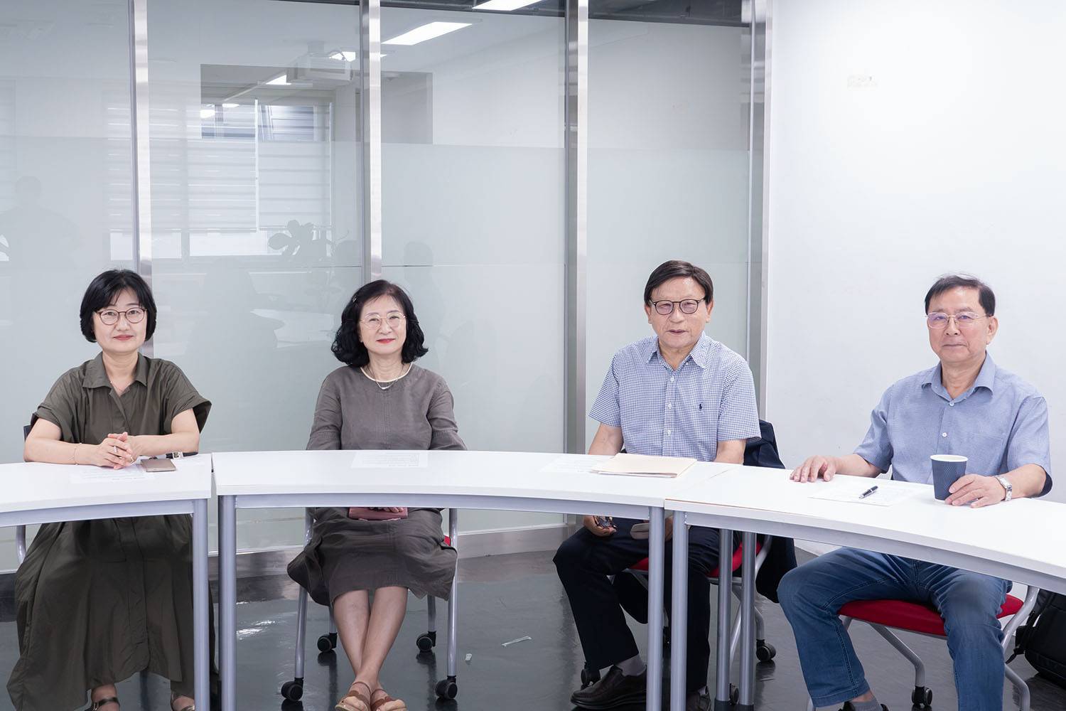 “시장을 바라보는 안목을 키워 줘” 네 명의 시니어 투자자가 말하는 메이크델타