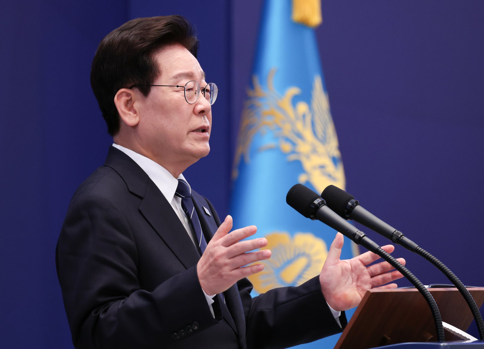 “북미 대화 사전 조정작업 계속하고 있어”