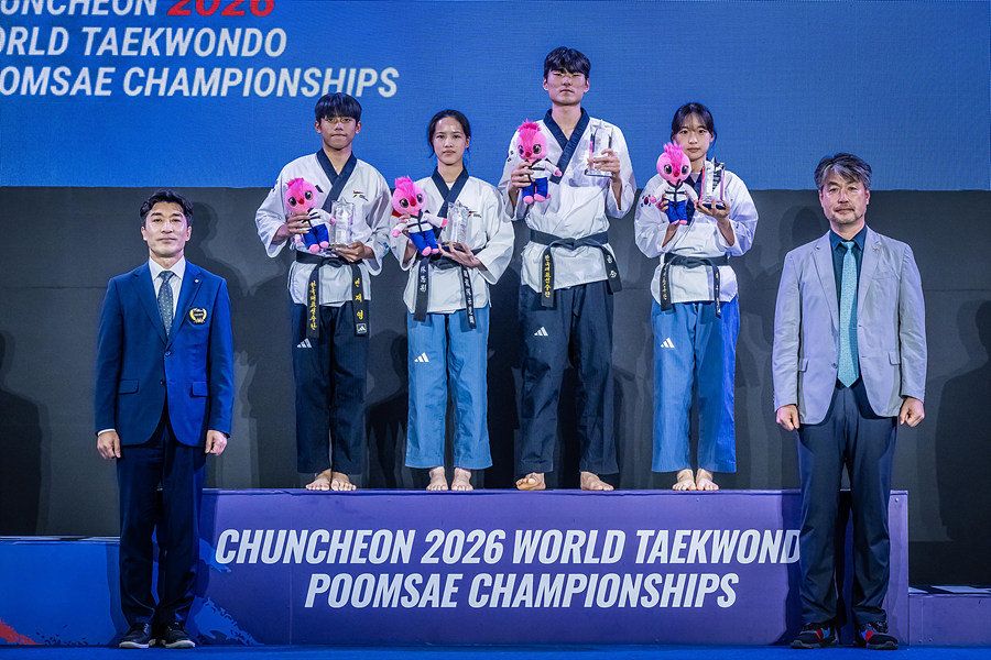 한국 태권도, 세계품새선수권 14연패…이주영 2연속 MVP