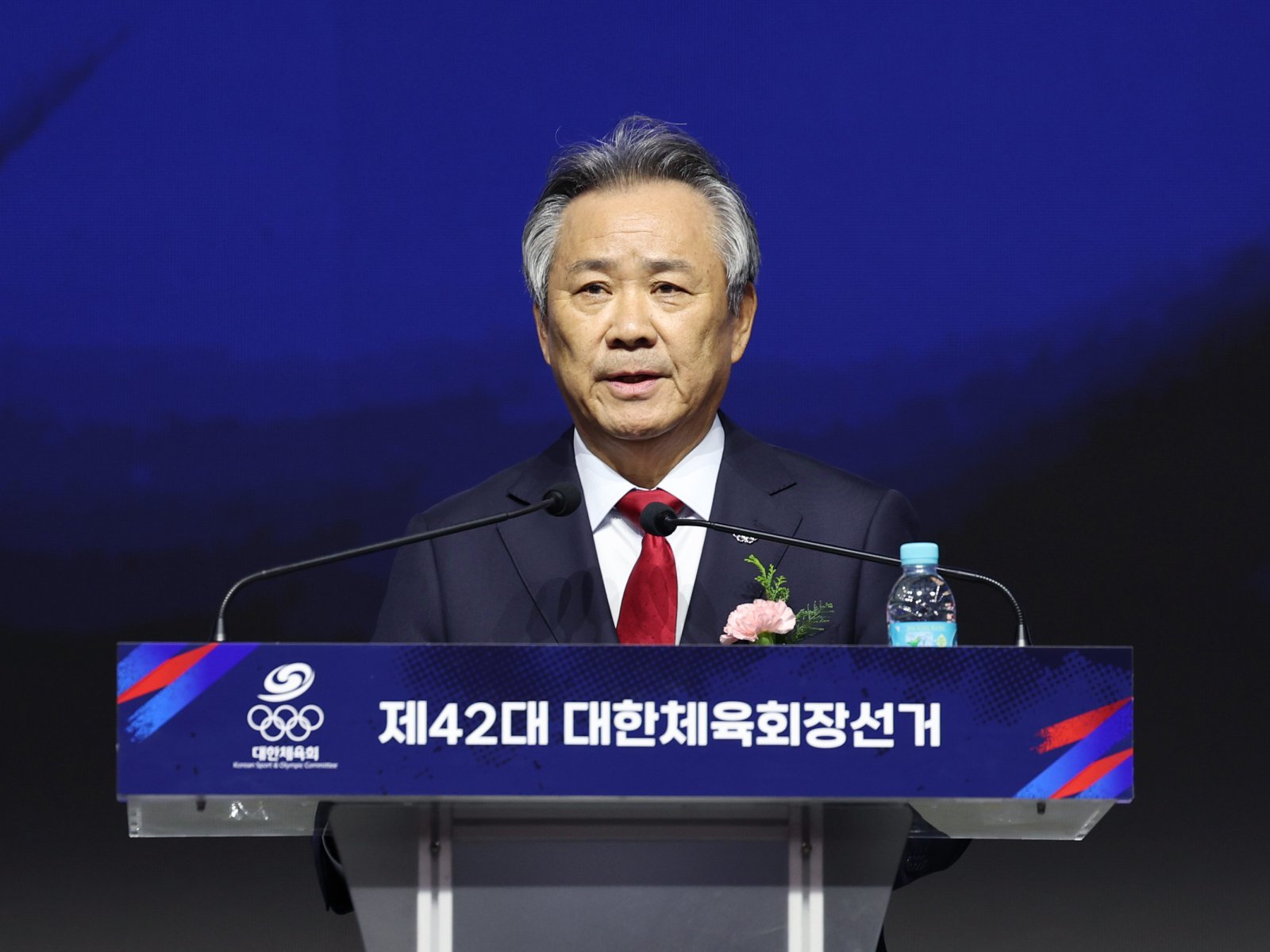 경찰, ‘부정채용·횡령 의혹’ 이기흥 전 체육회장 불송치…“증거 불충분”