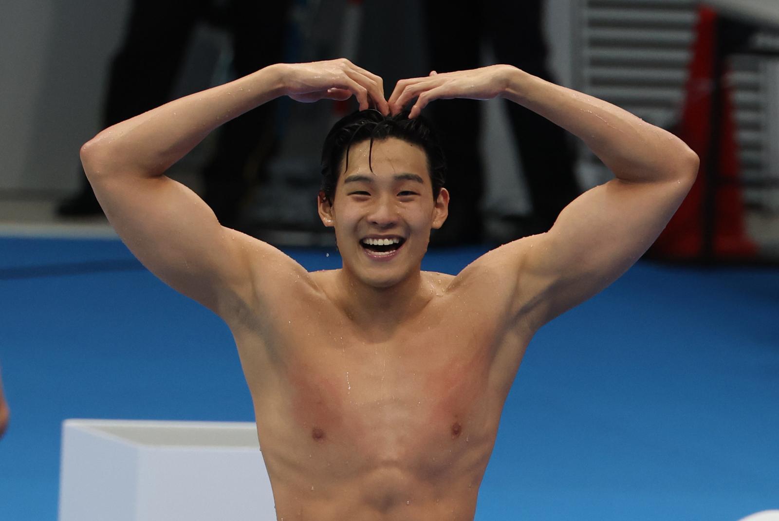 [속보]김영범, 수영 男자유형 50m 금메달…대회 신기록