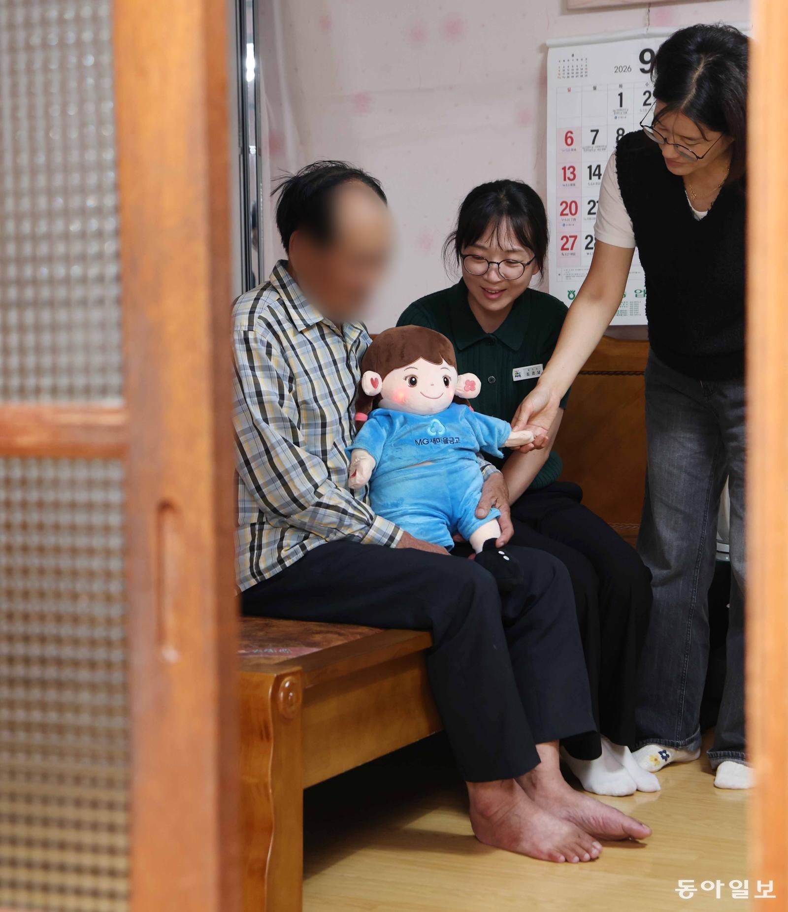“약 먹는것도 끼니도 까먹어” 혼자 사는 치매노인, 병세 악화 빨라