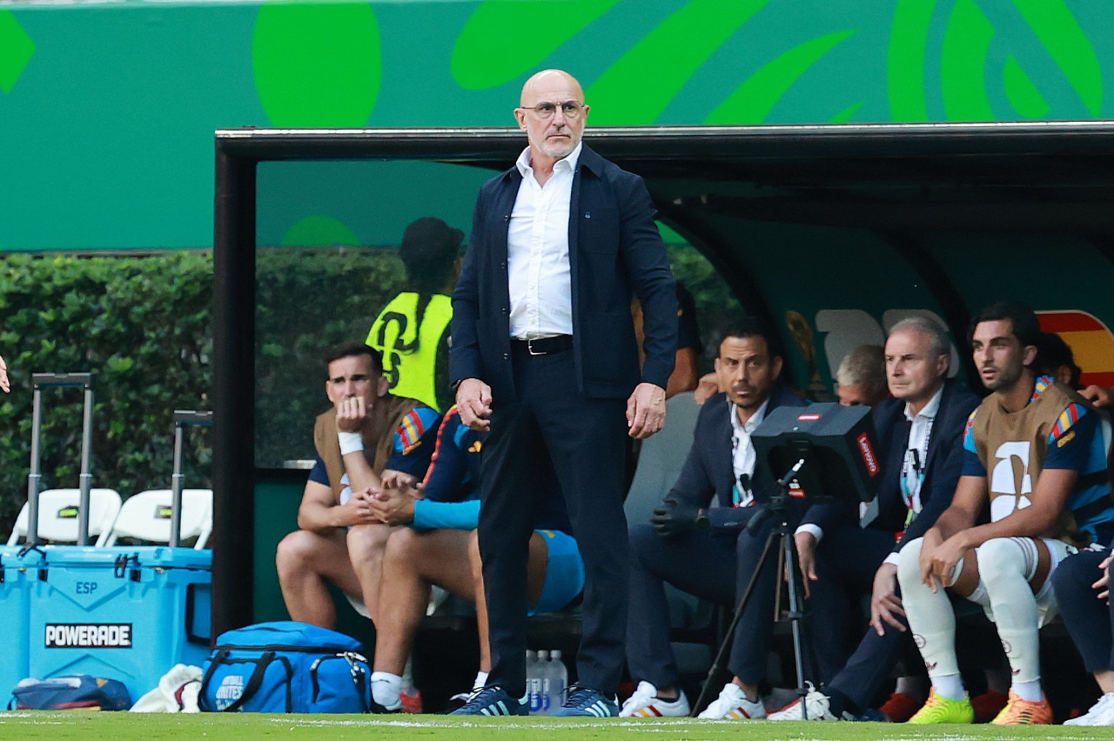 스페인, 월드컵 우승 이끈 데라푸엔테 감독과 2032년까지 동행