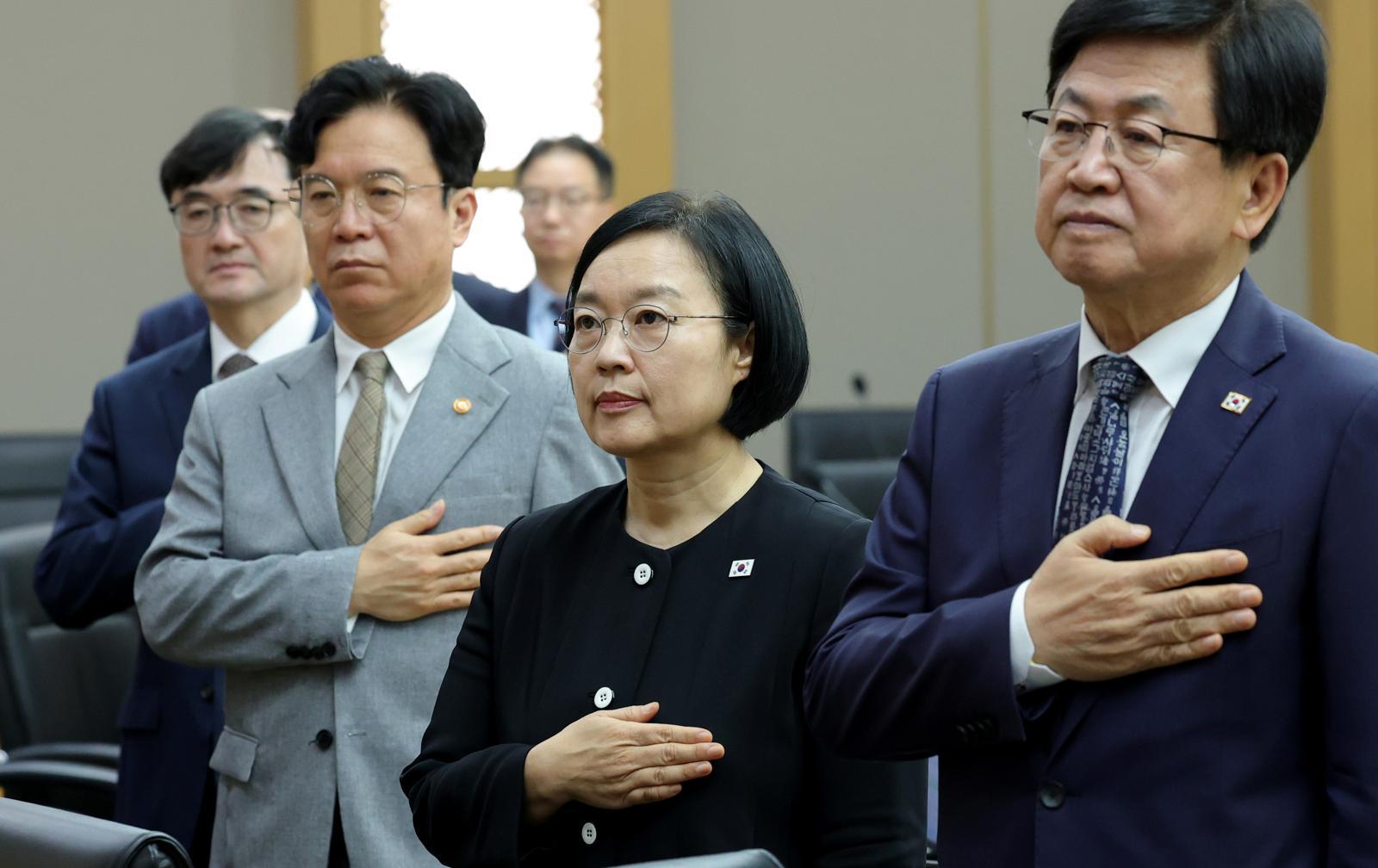 韓총리 “총리실에 경찰개혁위 신설…국민 신뢰 회복하겠다”