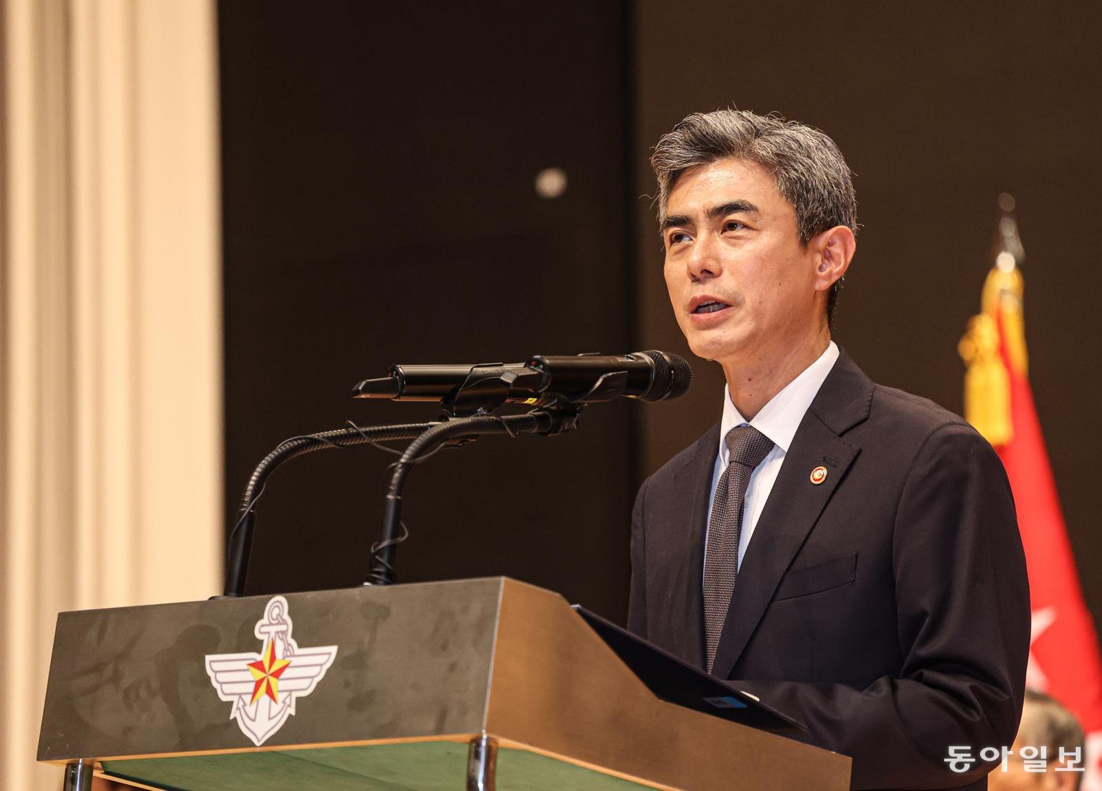 군 “DMZ 폭발, 北 지뢰매설 확인 수색로 만들다 발생”