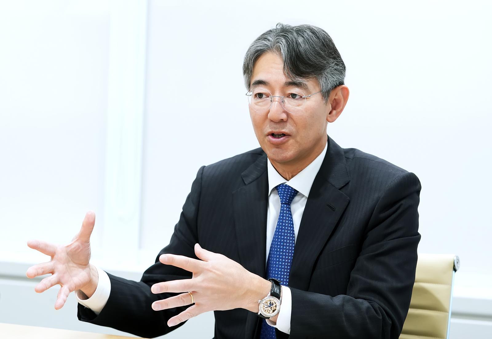 [단독]“이젠 로봇… 작고 정밀한 기술이 엡손의 힘”