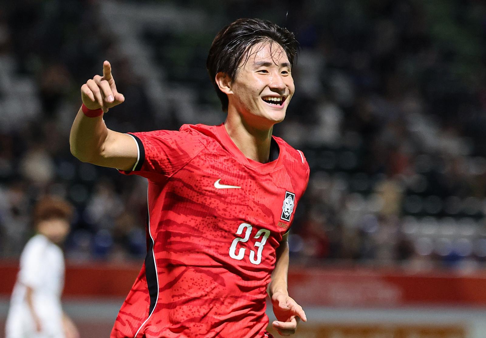 신민하-김명준 연속골… 한국 축구, 사우디 꺾고 조1위로 8강행
