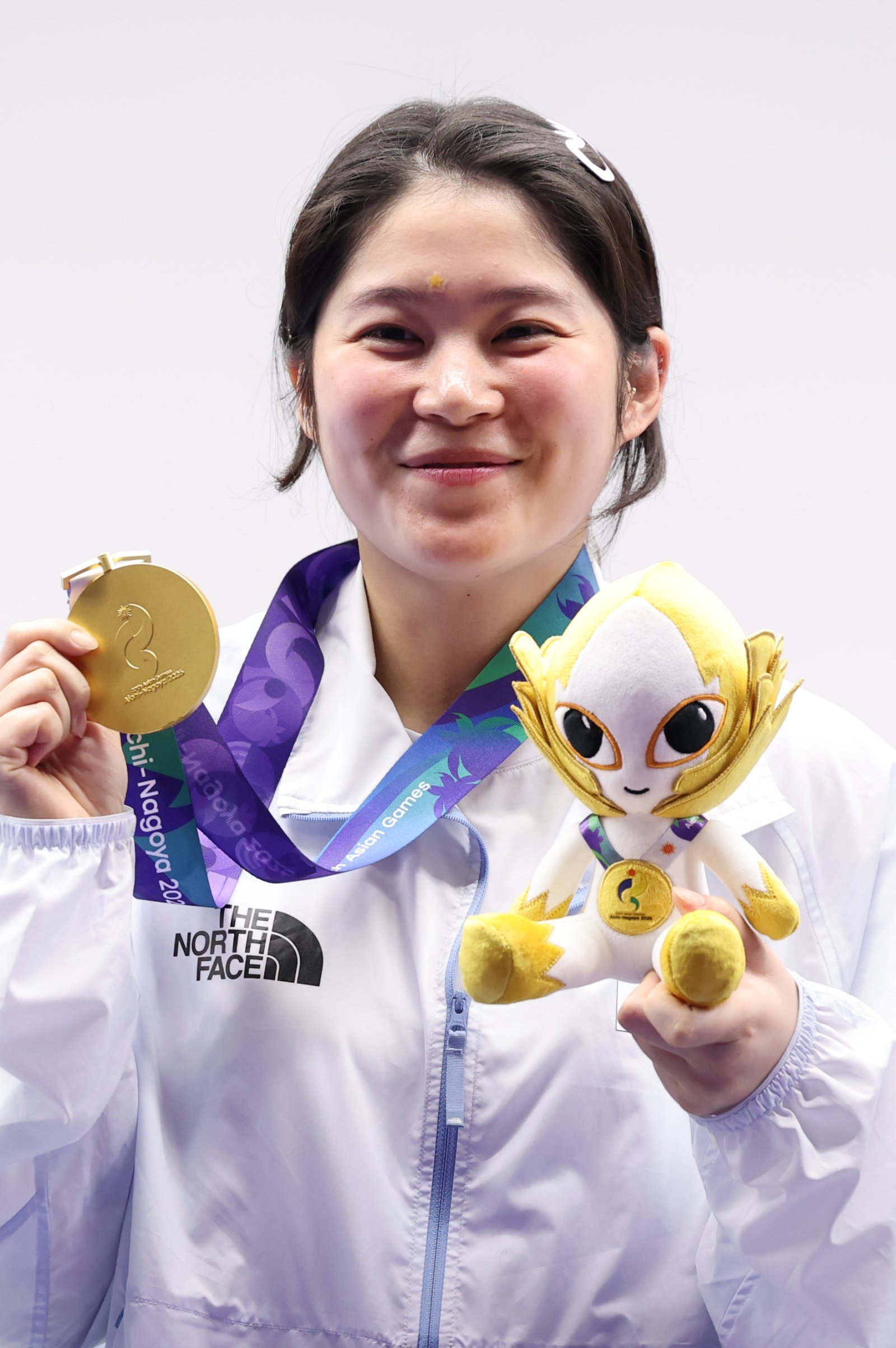 슬럼프 딛고… 추가은, 첫 출전서 亞신기록