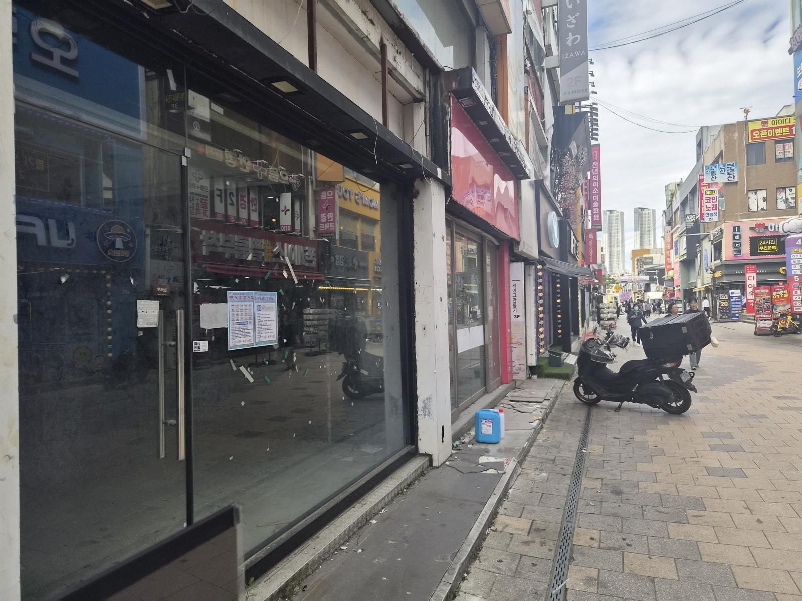 상가 8곳중 1곳 ‘텅’…내수부진·온라인쇼핑에 공실률 13%, 5년만에 최고