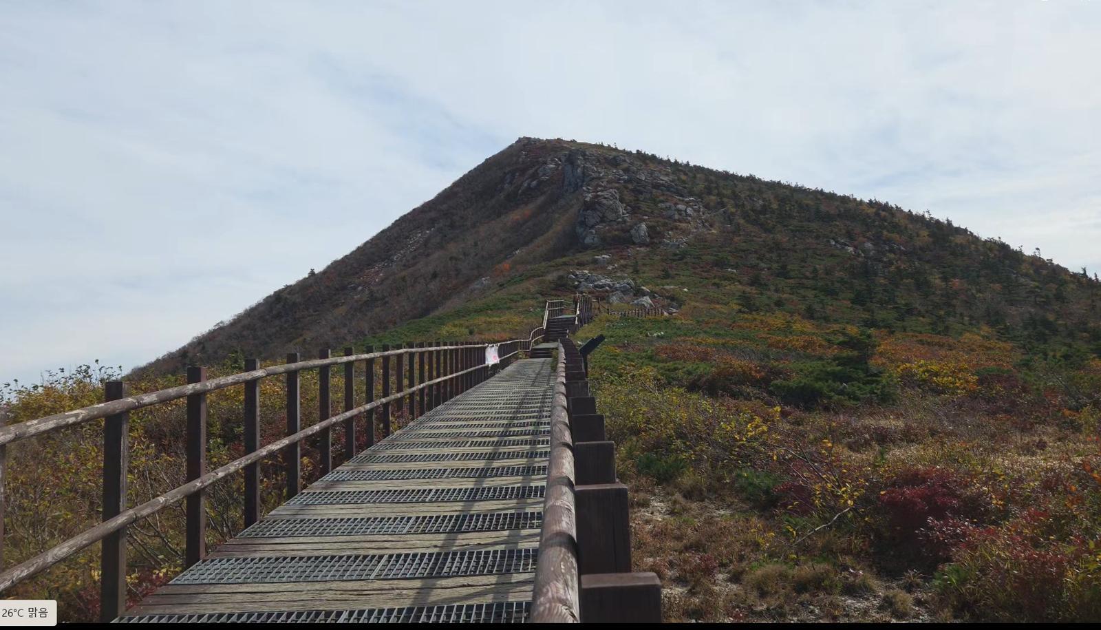 설악산에 첫 단풍…이번주 후반 쌀쌀해지며 단풍 시즌 시작