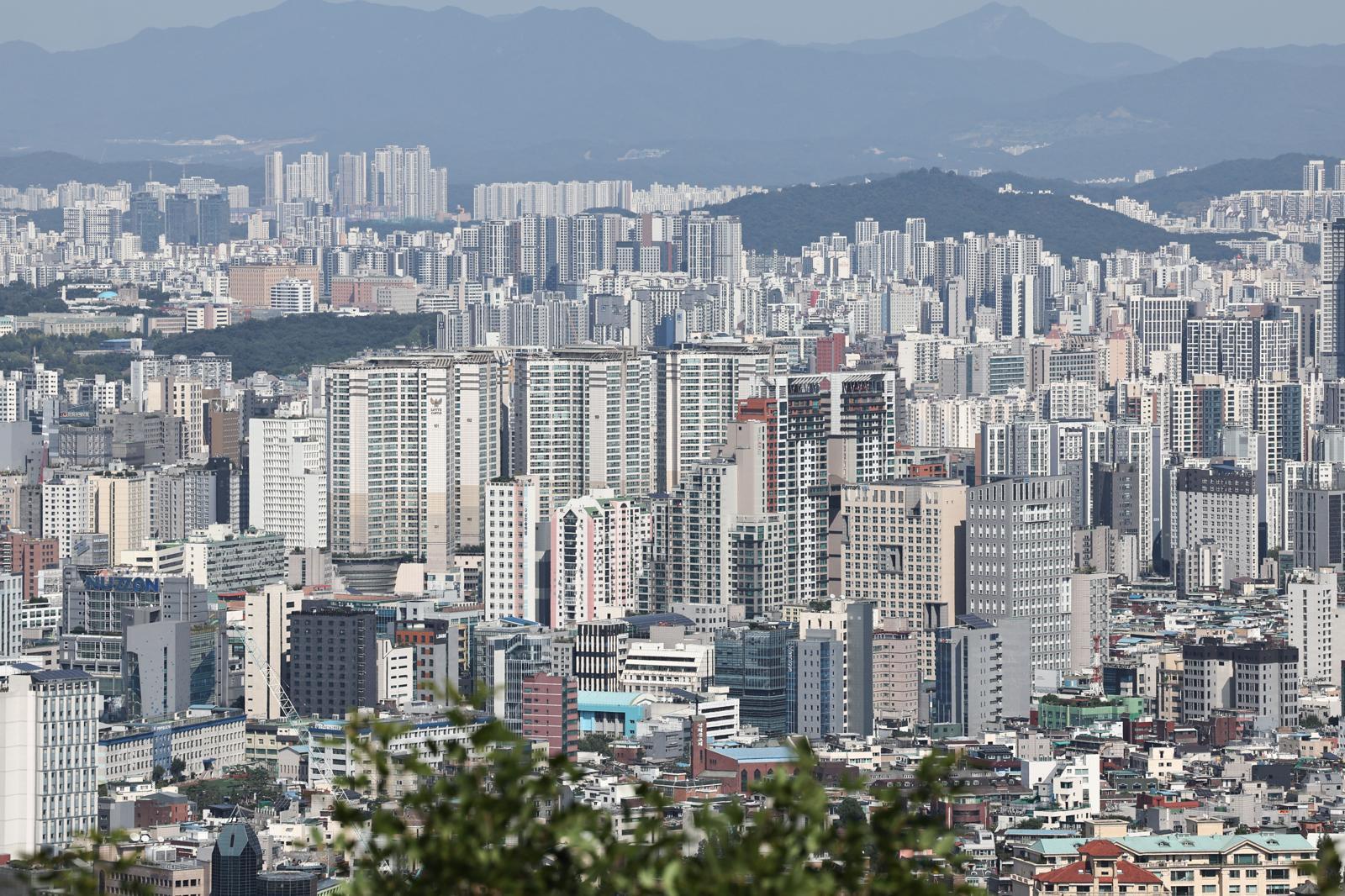 [단독]서울집 ‘현금부자’들이 샀다…자기자금 비율 66%로 급등